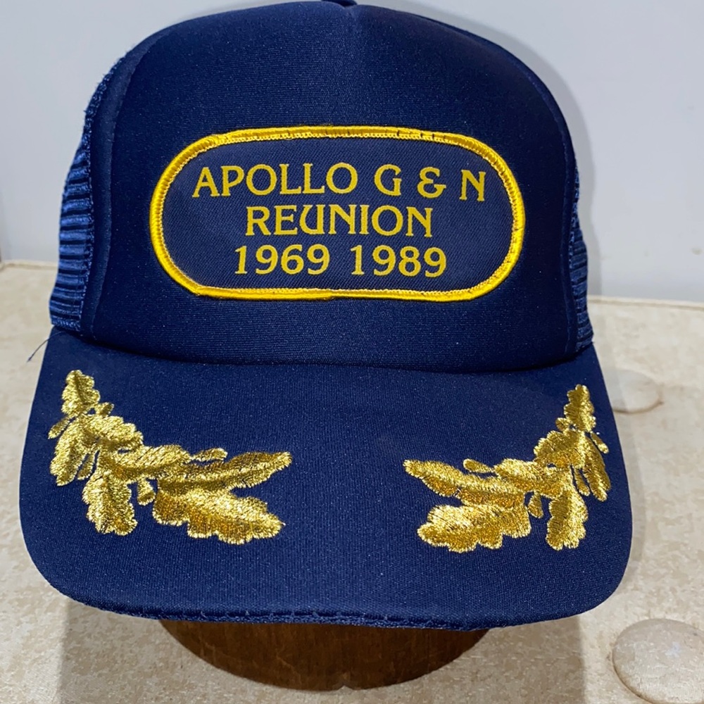 Vintage Apollo G & N Reunion 1969 1989 Oak Leaf Mesh SnapBack Trucker Hat